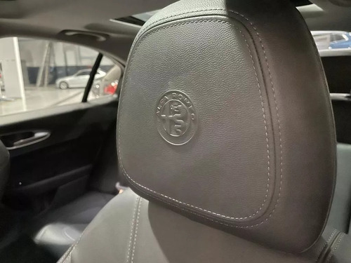 Alfa Romeo Giulia 2.0 200cv 200 Distinctive