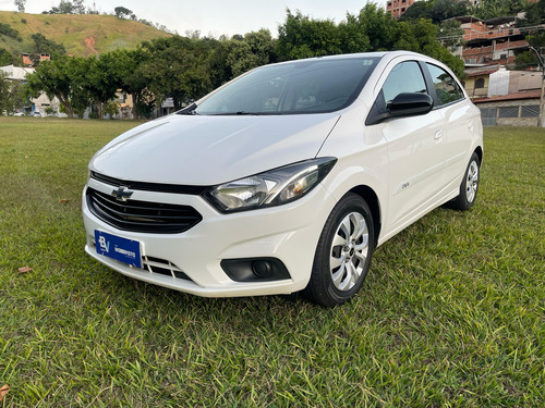 Chevrolet Onix Black edtion