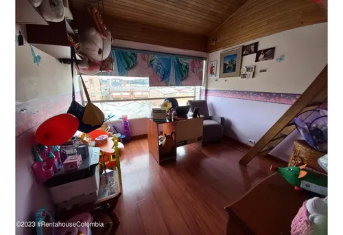 Apartamento En Canodromo(bogota) Rah Co: 25-372