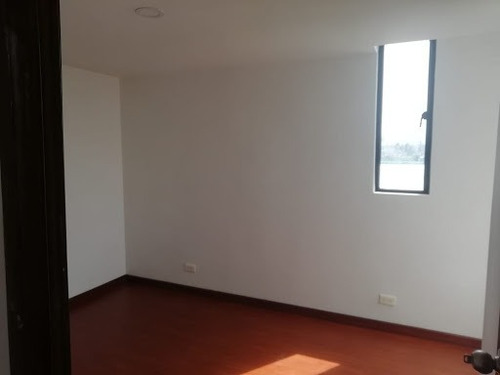 Imagen 10 de 15 de Apartamento En Venta Conjunto Residencial La Estancia 724-844