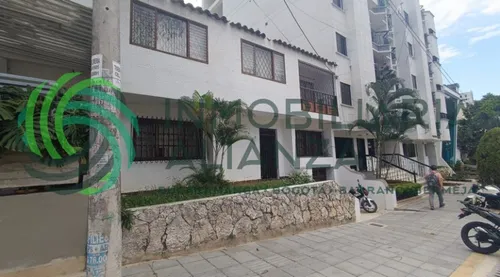 Casa En Venta En El Prado. Cod V61499