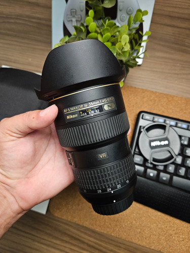 Lente Full Frame Nikon Af-s 16-35 Mm F/4g Ed Vr Nikon F Preto (Usado)