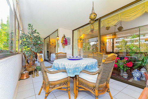 Departamento En Venta De 4 Dorm. En Providencia