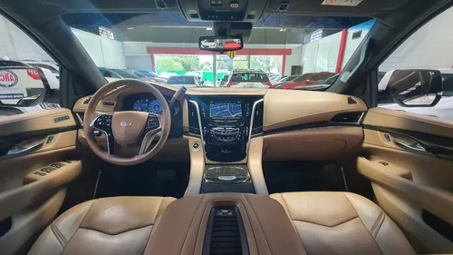 Cadillac Escalade ESV 6.2 Platinum At