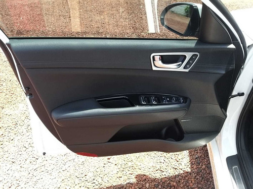 Imagen 13 de 15 de Kia Optima 2018 2.0 L Turbo Gdi Sxl At