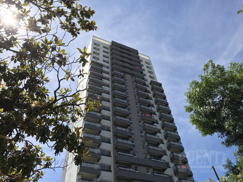 Imagen 1 de 1 de Departamento - Banfield Este