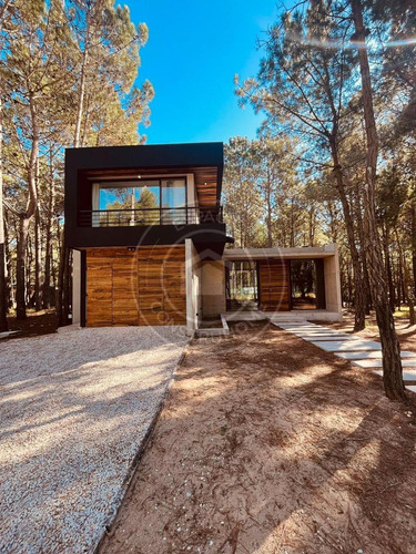 Los Albatros Villa Robles Barrio Cerrado 20km De Pinamar Casa Equipada En Venta Se Evaluan Ofertas