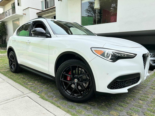 Alfa Romeo Stelvio 2.0 Turbo 4x4