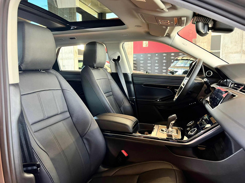 Imagen 20 de 21 de Land Rover Range Rover Evoque New Model P300e Hibrida