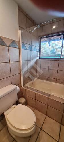 Casa En Venta De 4 Dorm. En Pedro De Valdivia Norte