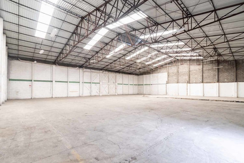 Imagen 3 de 7 de Bodega Nave Industrial En Renta, Iztacalco, Ciudad De México