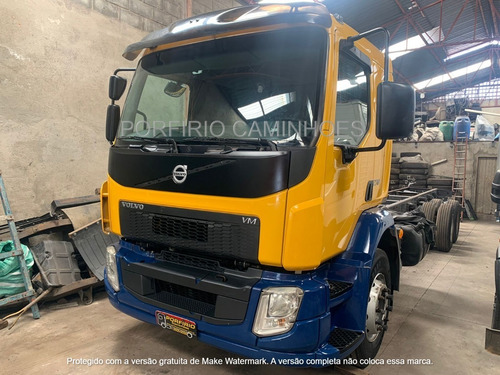 Imagem 7 de 15 de Volvo Vm 270