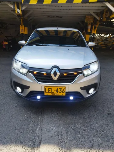 Renault Logan 1.6 Privilege / Intens