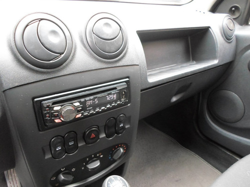 Renault Logan Familiar