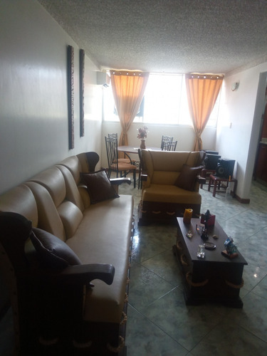 Imagen 4 de 8 de Valle De Chara, Bello Apartamento. Equipado.