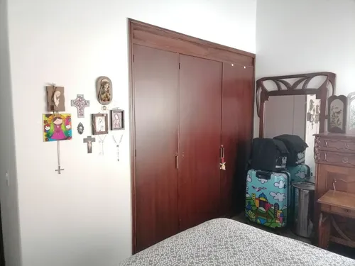 Casa En Venta En Alhambra. Cod V15001