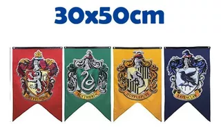 Juego De Cuatro Banderas Decorativas Harry Potter College