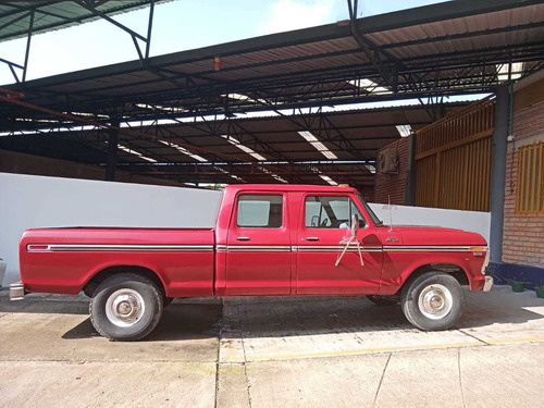 Camioneta Ford 250 Custom