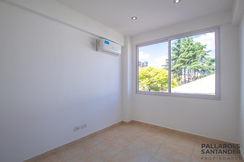 Imagen 12 de 30 de Venta · P. Avellaneda · Ph · 2 Ambientes · Balcón Y Terraza