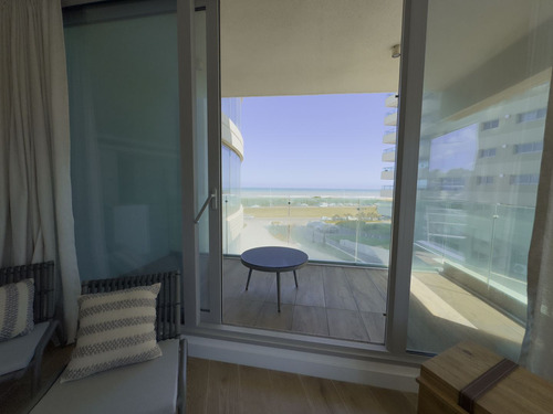 Trump Tower En Venta 2 Dormitorios - Punta Del Este Brava