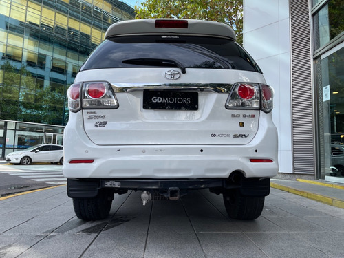 Imagen 9 de 15 de Gd Motors Toyota Hilux Sw4 Año 2012 Tdi Srv L/12 Blindada