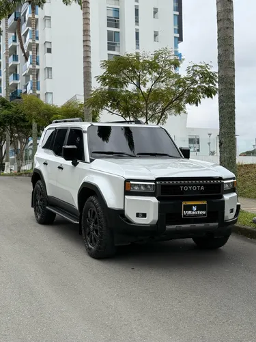 Land Cruiser Blindada First Edition 2025