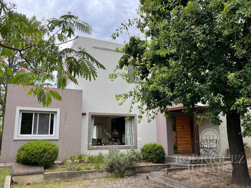 Casa Alquiler De Temporada Barrio Santa Catalina - Villanueva