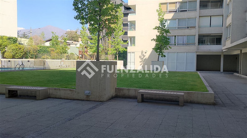 Departamento En Venta De 2 Dorm. En Providencia