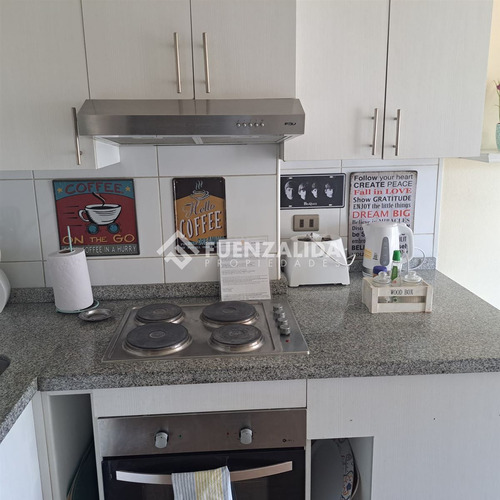 Departamento En Venta De 2 Dorm. En Metro Ecuador