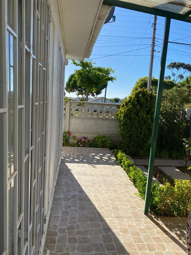 Casa En Venta De 3d, 2b.algarrobo Central.