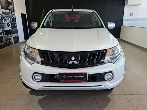 Imagem 3 de 15 de Mitsubishi L200 Triton Sport Hpe 2.4 Turbo Diesel Automatico