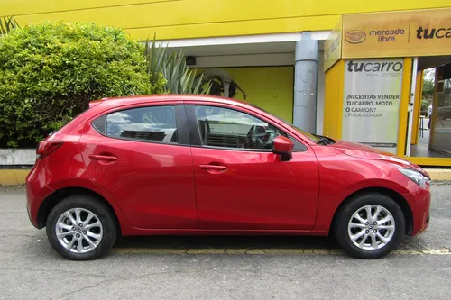 Mazda 2 1.5 Touring Mt