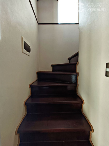 Casa En Venta De 4 Dorm. En Pucón