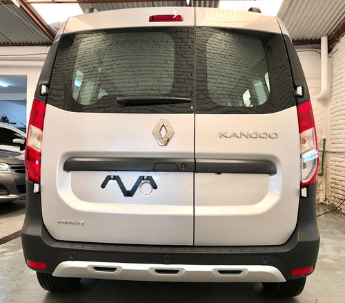 Renault Kangoo Ze 1.5 Dci Stepway 0 Km