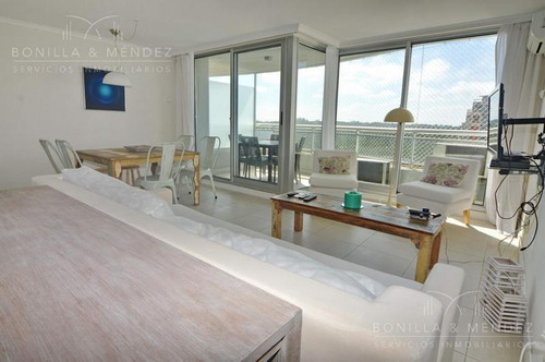 Ocean Drive 2, Unidad De 2 Dormitorios, 2 Baños, Garage, Piso Alto!