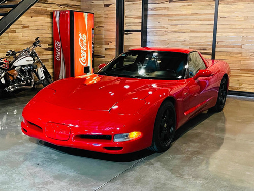 Imagen 3 de 12 de Chevrolet Corvette Coupe 1998