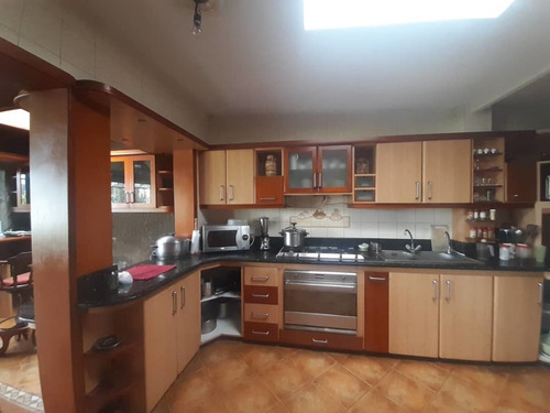 Imagen 3 de 14 de Se Vende Casa, Urbanización La Arboleda Of