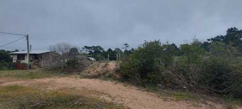 Terreno Muy Alto A La Venta En Punta Del Diablo