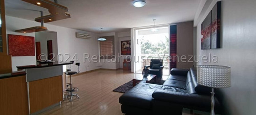 Amplio Apartamento En Alquiler En Boleíta Norte Con Vigilancia Las 24h Y Piscina