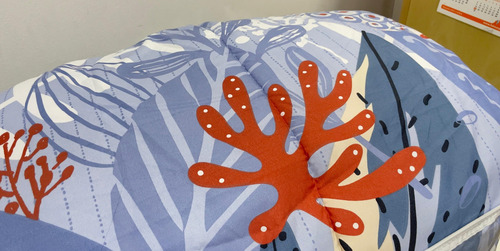 Acolchado Reversible 2 1/2 Plazas Queen 220 X 240 Cm Color Azul Acero Diseño De La Tela Floreado