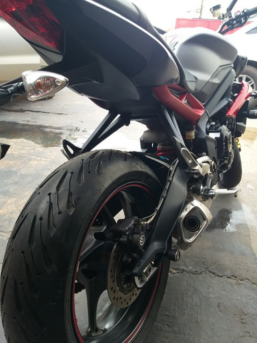 Triumph Street Triple R