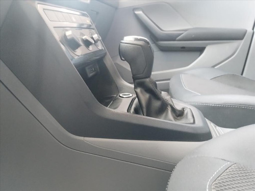 Volkswagen T-Cross 1.0 200 TSI TOTAL FLEX AUTOMÁTICO