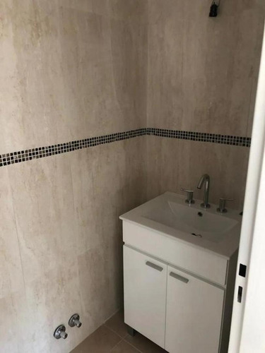Imagen 10 de 16 de Duplex De 4 Ambientes Excelente Oportunidad !!!!!