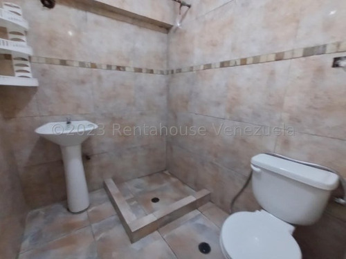 Imagen 8 de 12 de Apartamento En Venta En Turmero Cod. 23-17423 Dvm