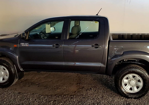 Toyota Hilux 3.0 Cd Sr 171cv 4x4 - C3 2014