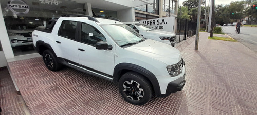  Oroch Outsider 4wd Mt 1.3 Tce- 2024 Disponible Retira Ya   