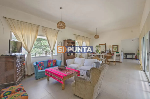 Casa En Venta La Arbolada