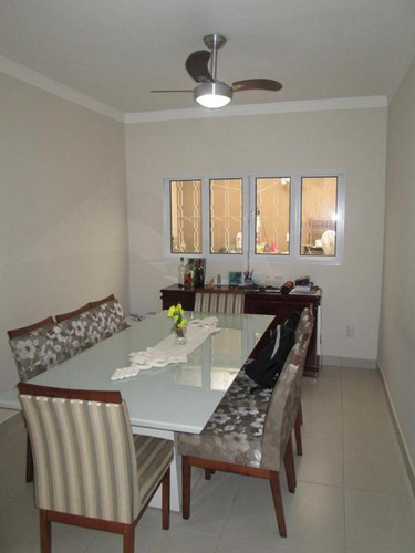 Casas - Ref: V1149