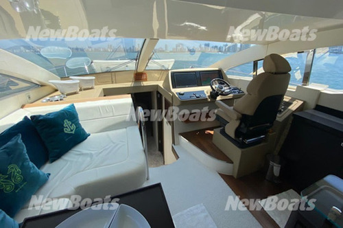 Schaefer Phantom 620 -ñ Ferretti Azimut Intermarine Beneteau