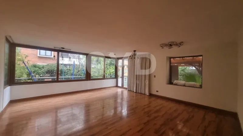 Imagen 2 de 12 de Departamento Con Patio Propio En Arriendo